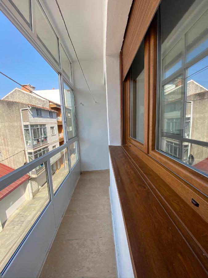 Amplio Apartamento En El Centro De O Grove Bagian luar foto